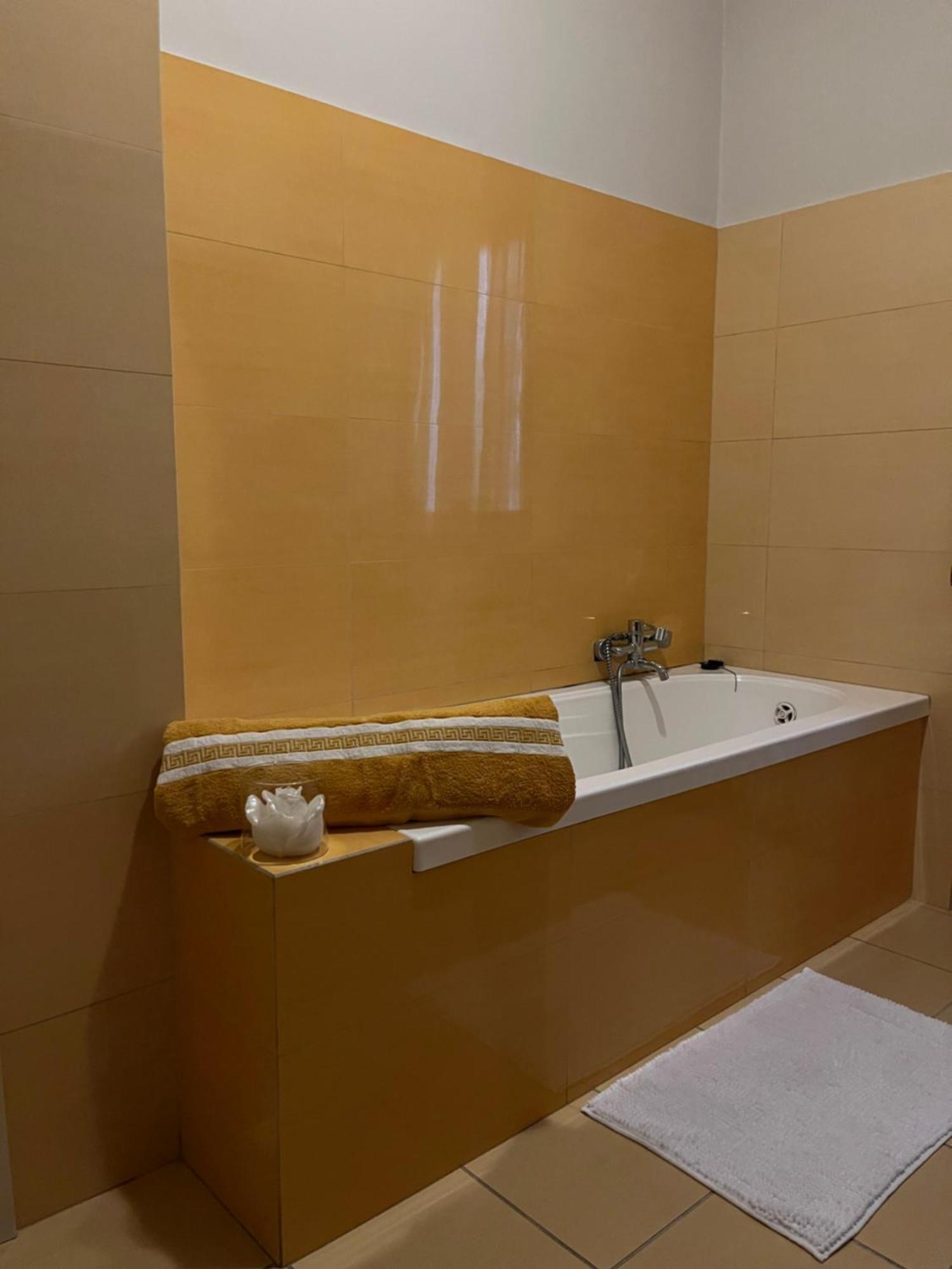 Apartament Centro Storico Eleganza E Lusso Nel Monferrato Casale Monferrato Zewnętrze zdjęcie
