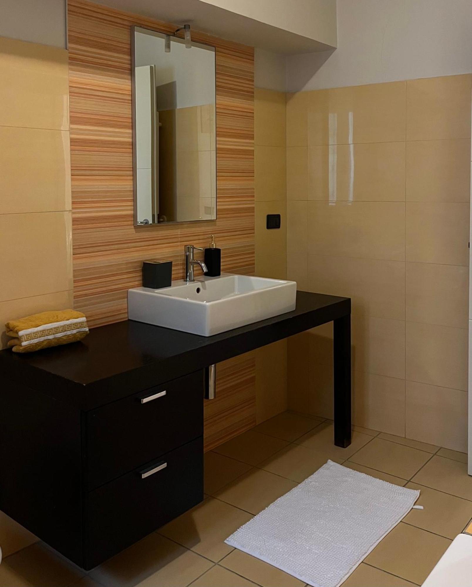 Apartament Centro Storico Eleganza E Lusso Nel Monferrato Casale Monferrato Zewnętrze zdjęcie